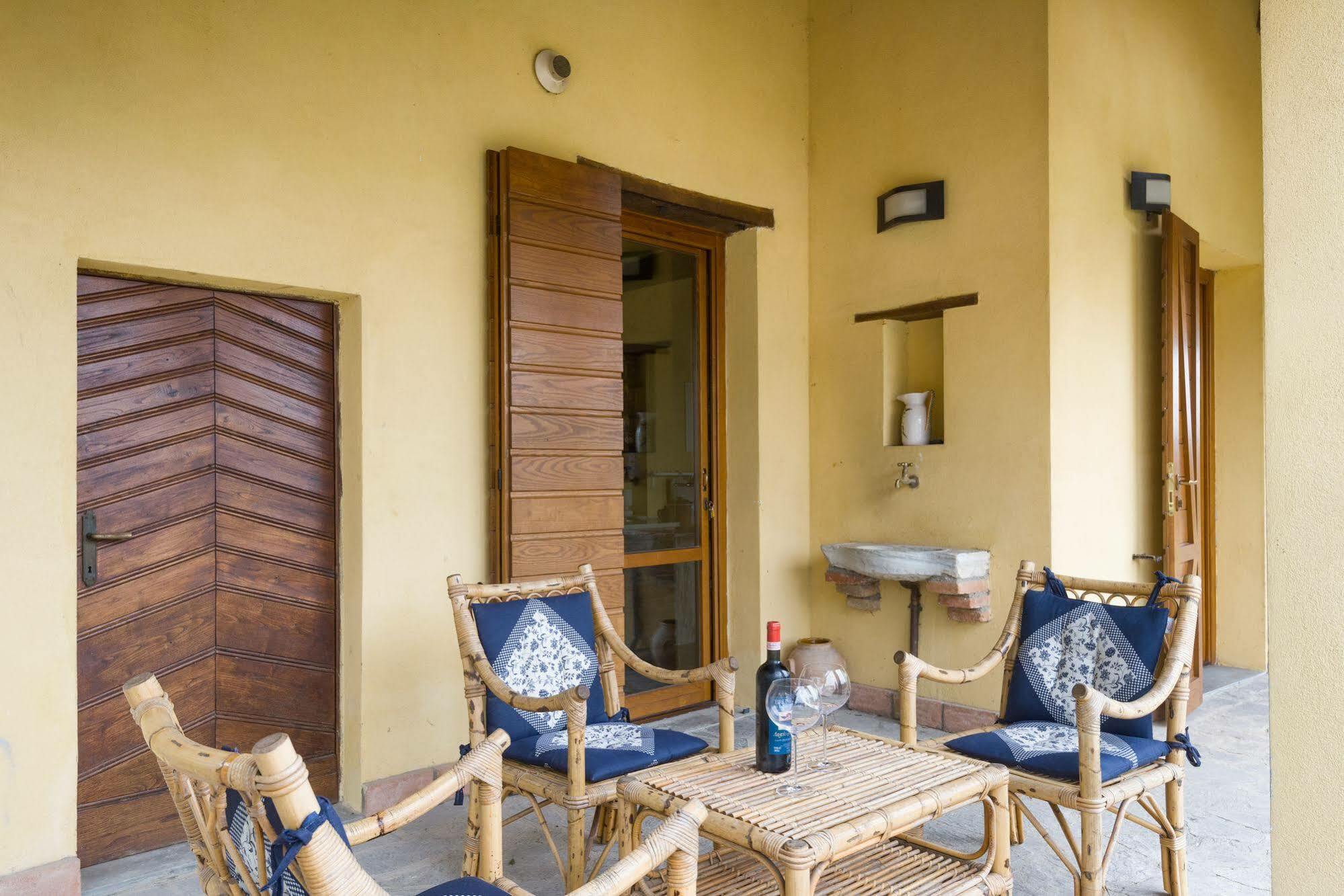 Un Petit Paradis Castiglione Della Valle Экстерьер фото